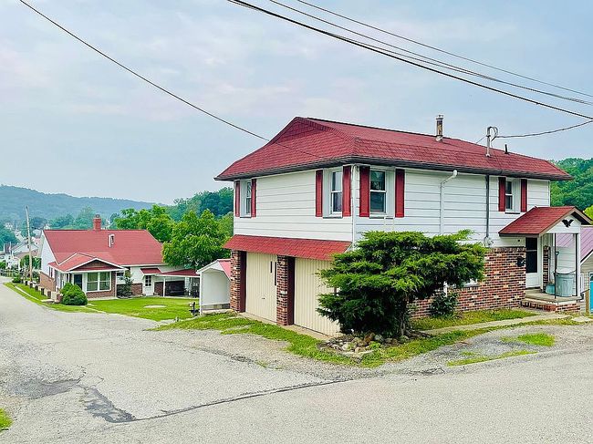 Photo of 449 Race St, Waynesburg, PA