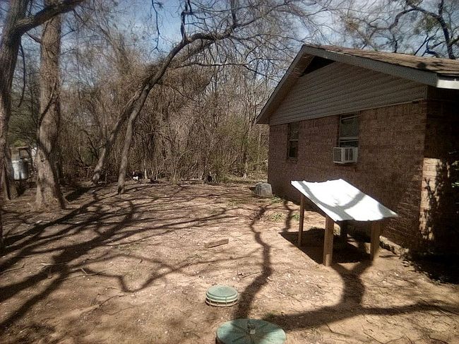Photo of 1476 Church Rd, Durant, OK
