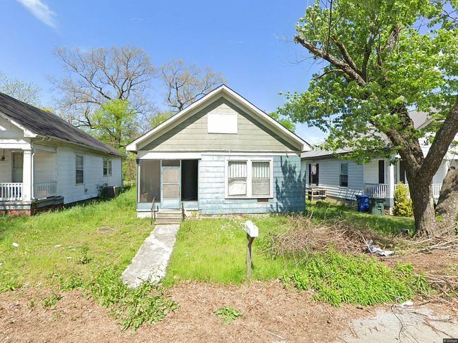 Photo of 3103 10th Ave