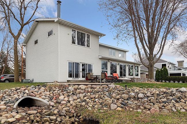 Image of 2153 Lakeview Ave