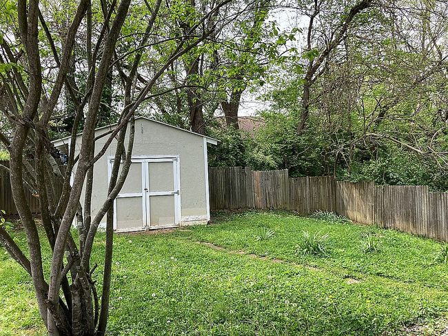 Image of 917 N Maple St