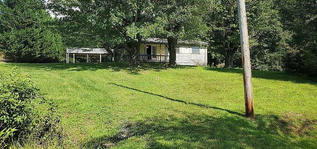 Photo of 18 Banther Dr, Penrose, NC