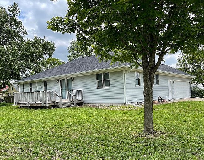 Photo of 325 Main St, Mc Farland, KS