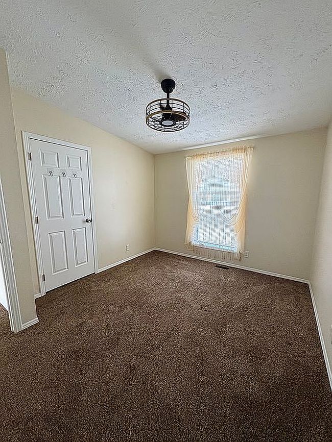 Image of 17033 Sleepy Hollow Blvd