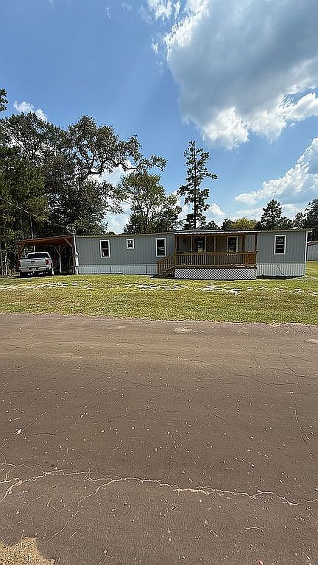 Additional photo 3 of property located at 807 Sherwood Forest Cir