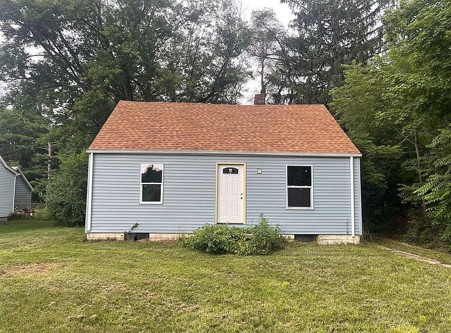 Photo of 55849 Mayflower Rd, South Bend, IN