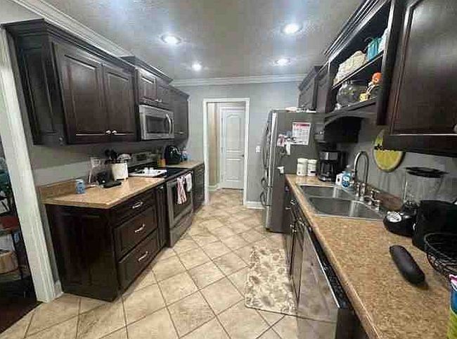 Photo of 405 Persimmon Ln, Lexington, TN