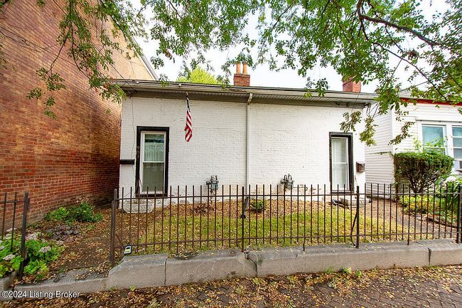 Image of 903-905 E Franklin St