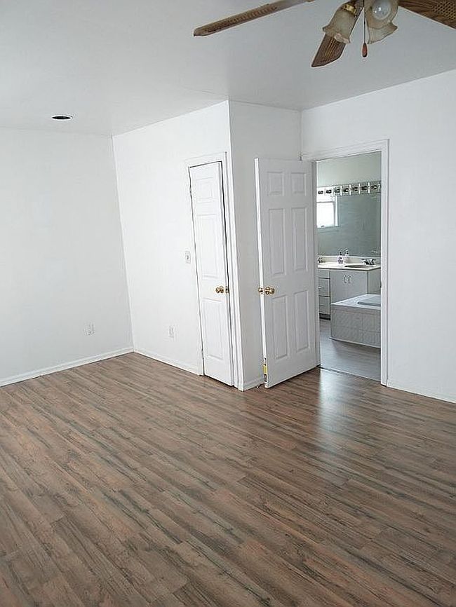 Photo of 34 Fawn Dr, Dallas, PA