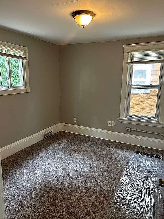 Photo of 906 Delia Ave, Akron, OH