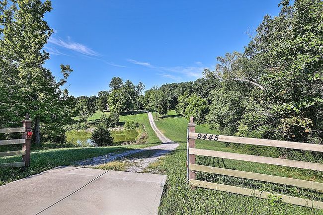 Image of 9445 West Rd