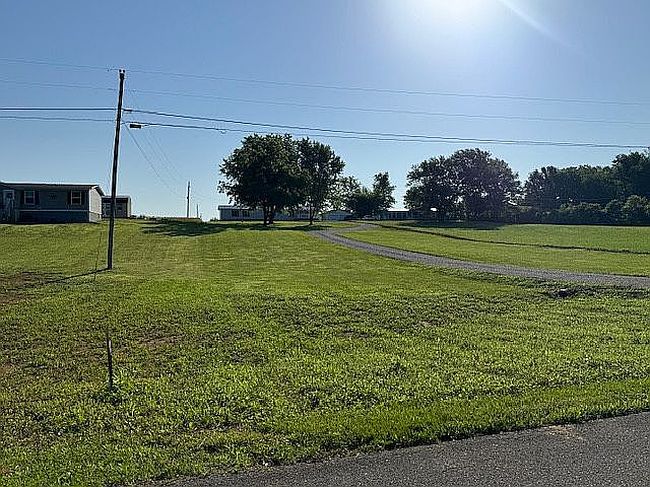 2140 Molly Brown Rd, Brandenburg, KY