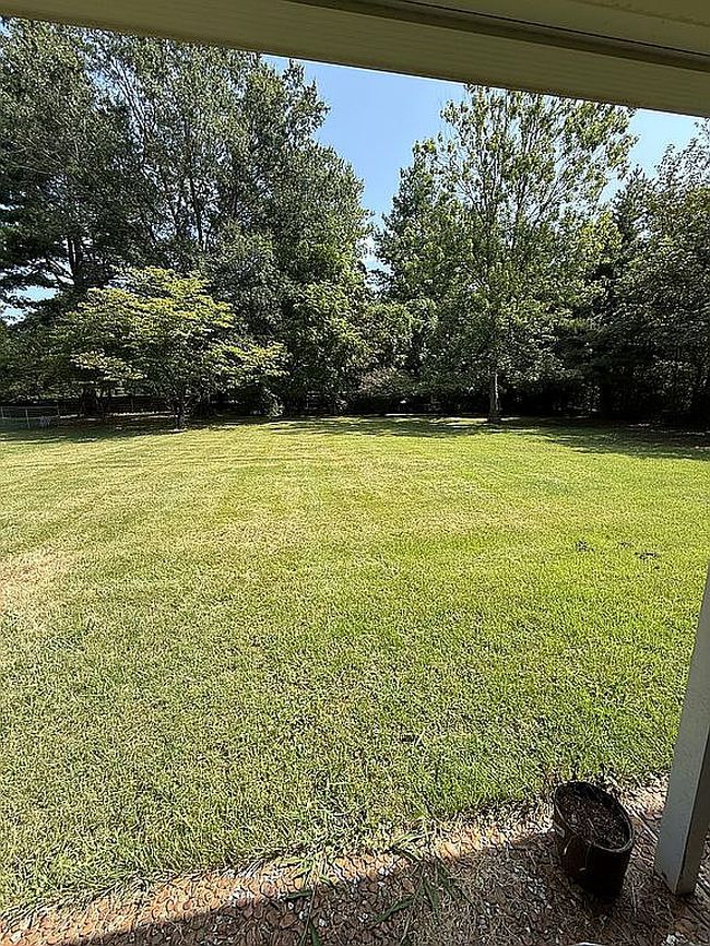 Additional photo 2 of property located at 227 S Giant City Rd