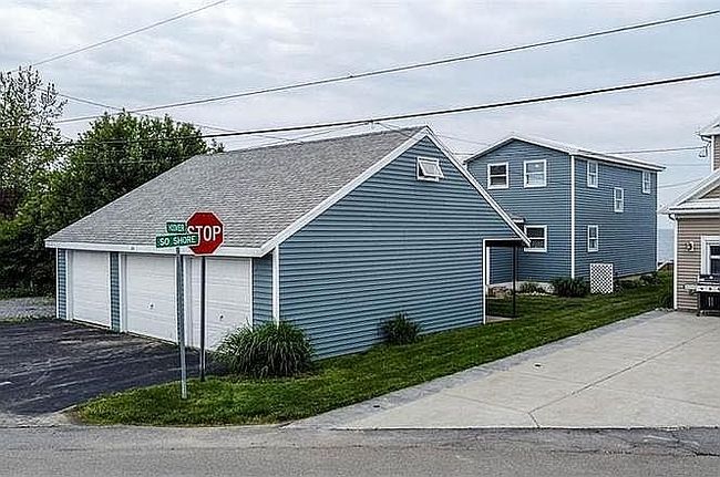 Photo of 241 S Shore Dr, Buffalo, NY