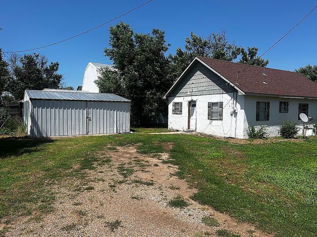 Additional photo 2 of property located at 617 N Miller St