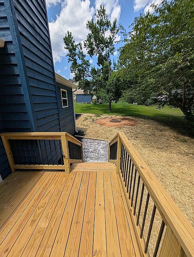 Photo of 1276 Hidden Creek Cir, Hickory, NC
