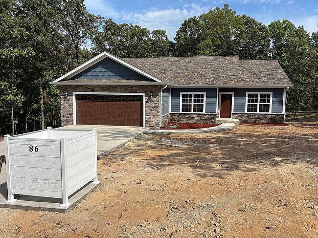 Photo of 86 Fox Run Ct