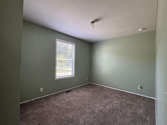 Photo of 5150 N Trotter Trl Se, Caledonia, MI