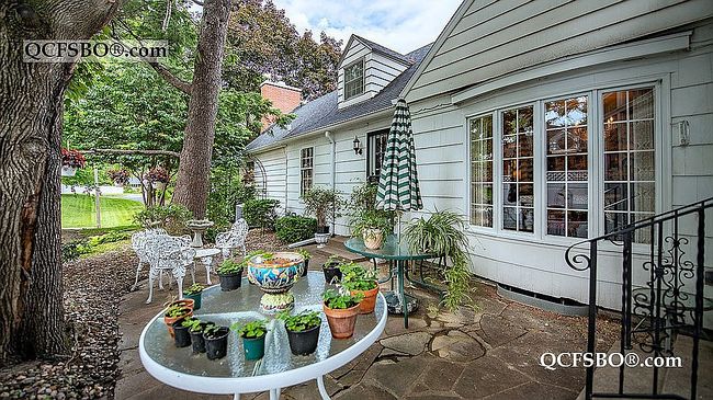 Image of 1928 Fernwood Ave