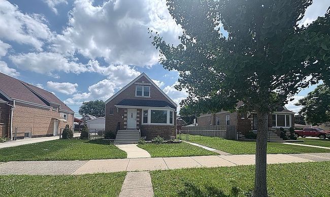 Photo of 8053 S Kedzie Ave, Chicago, IL