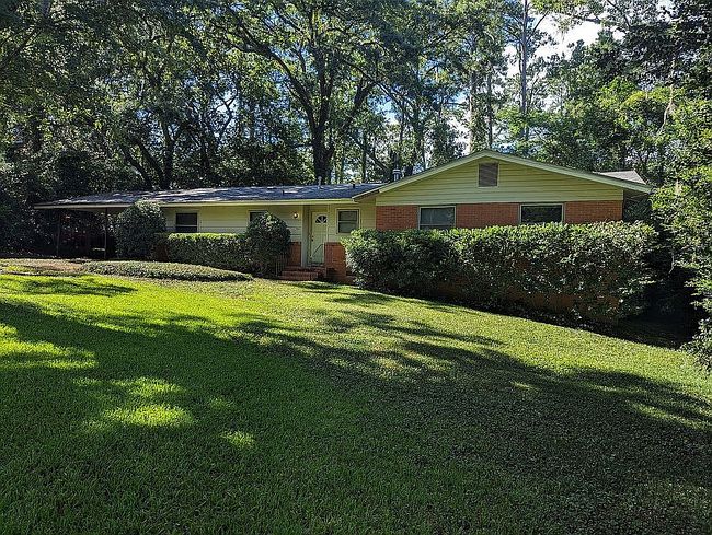 Photo of 1906 Sunset Ln, Tallahassee, FL