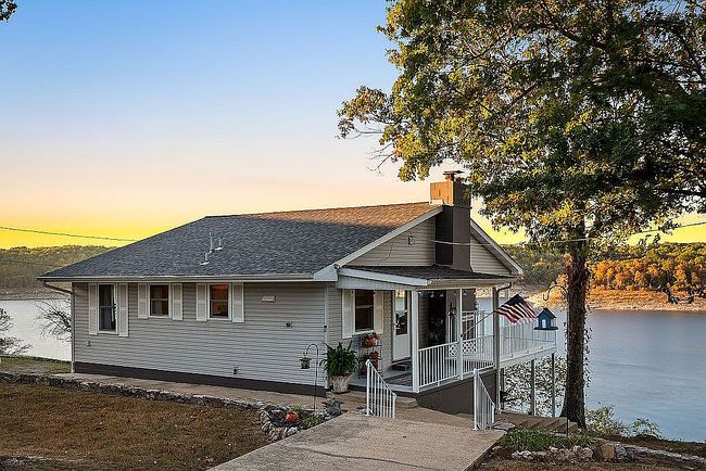 Image of 262 Ferncliff Point