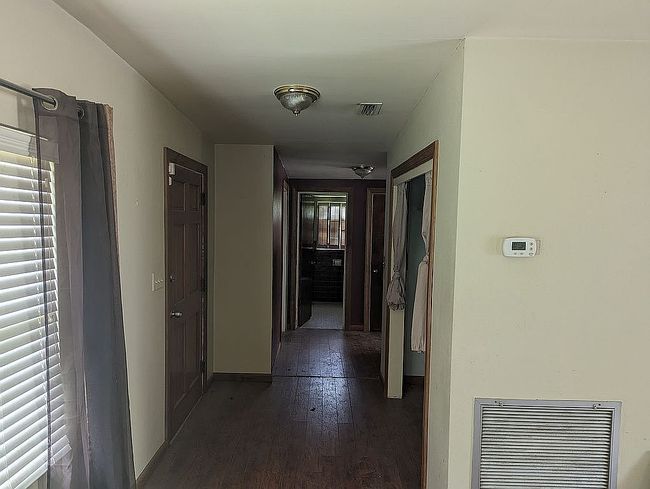 Image of 801 Chason St