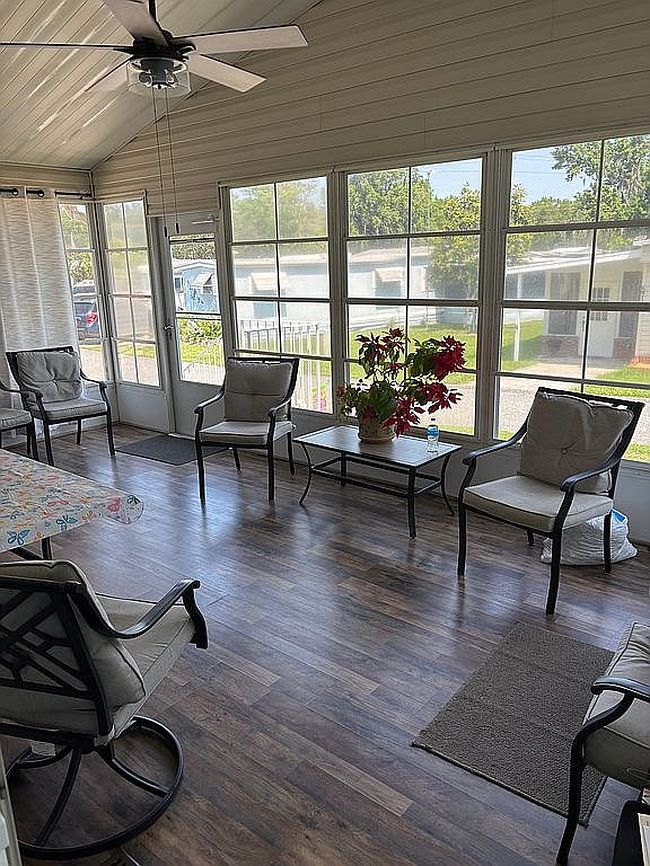 Image of 567 Tammi Dr