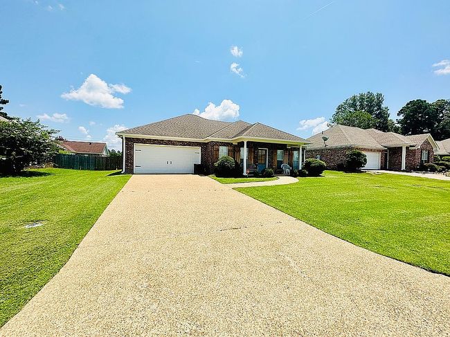 Photo of 132 Cherry Bark Way, Pearl, MS
