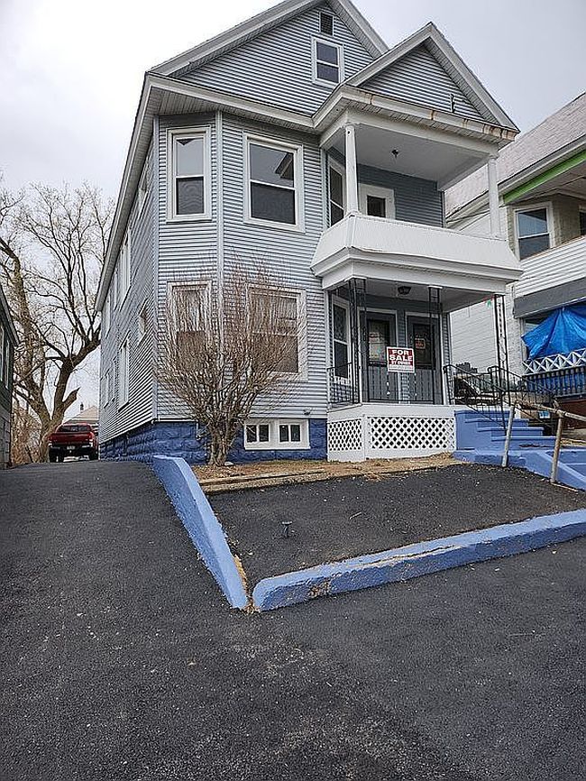 Image of 141 Elm St