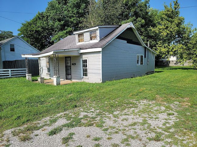 Photo of 621 N High St, Franklin, KY