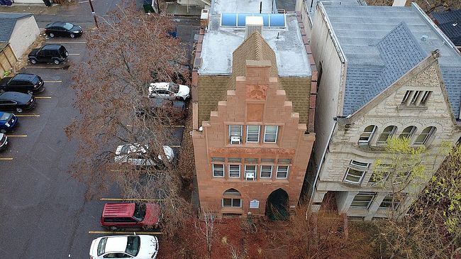 Image of 1626 N Washington St
