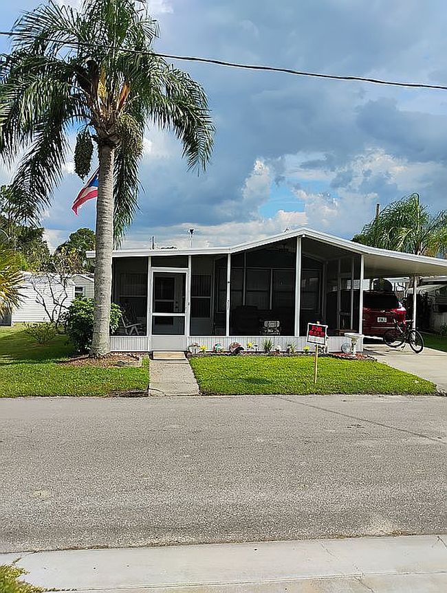 Photo of 10404 Highway 27 #217, Frostproof, FL