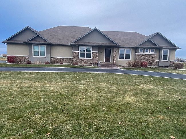 Preview of property located at 4677 E Lady Hawk Ln