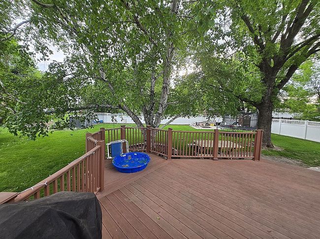 Image of 104 S 3rd St