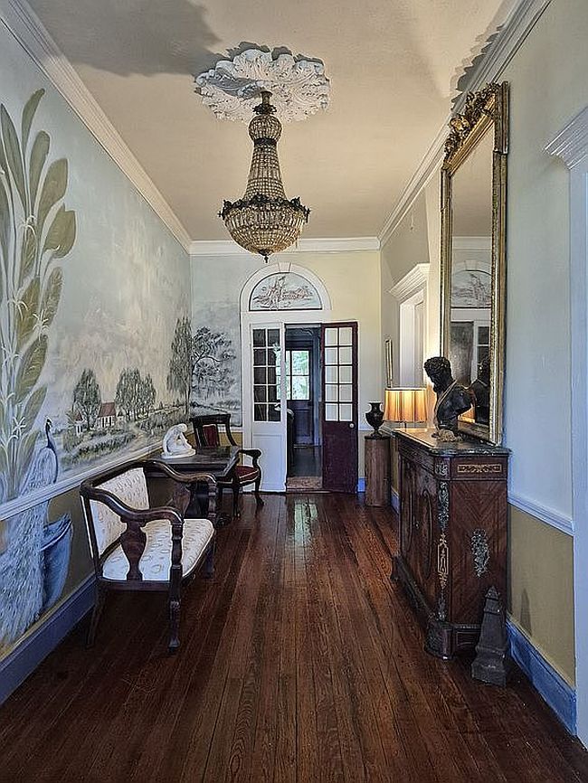 Image of 225 W Carriere St