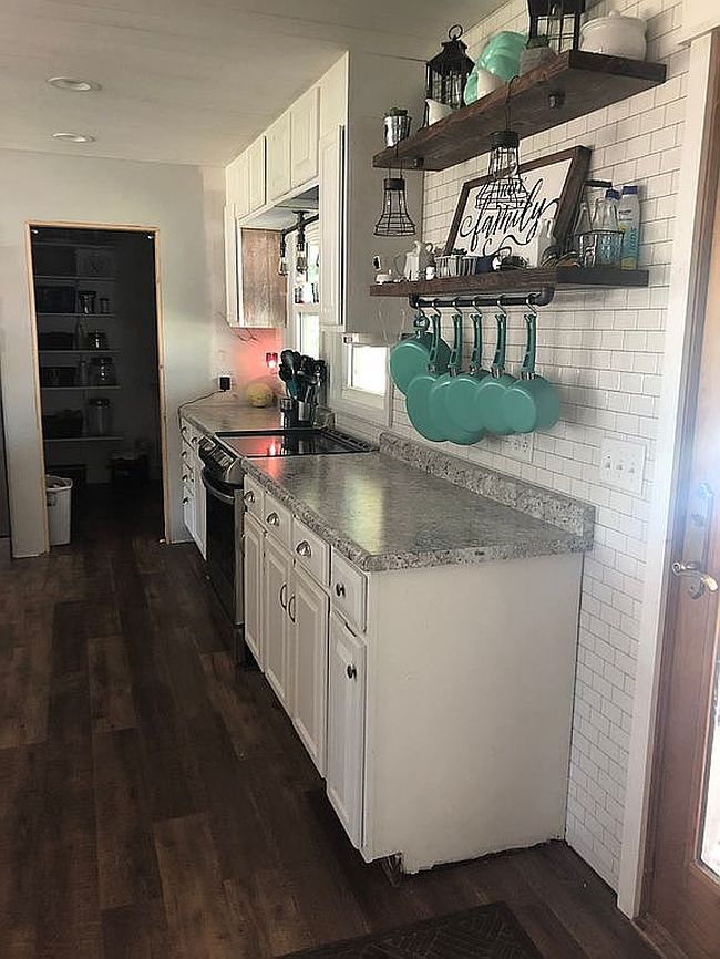 Image of 811 1st Ave E