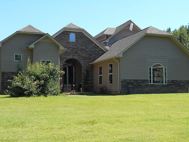 Photo of 415 County Road 466, Hanceville, AL