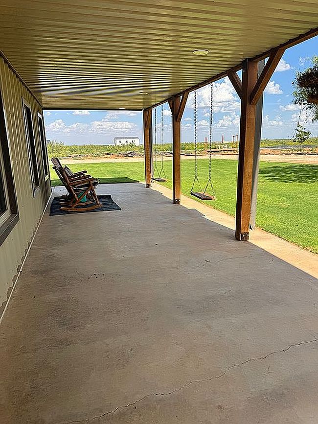 Photo of 437 County Road 411, Seminole, TX
