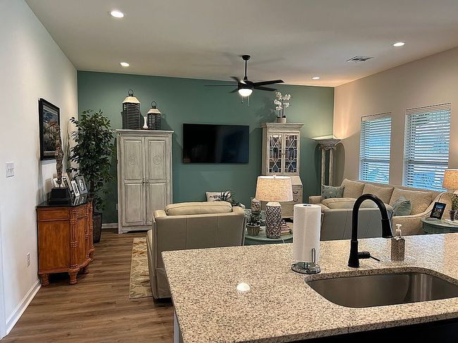 Photo of 11402 Crystal Lake Dr, Gulfport, MS