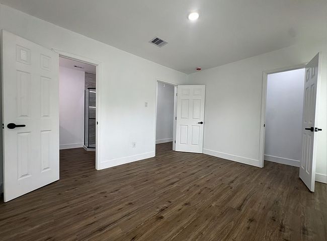 Image of 1203 W 6th St