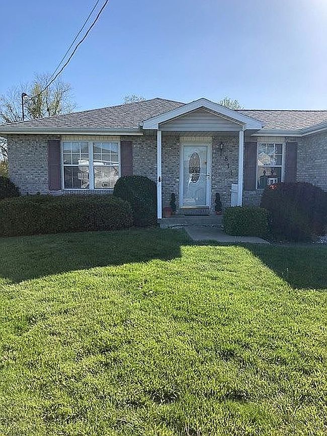 Photo of 811 N Conway Ave, Marshall, MO