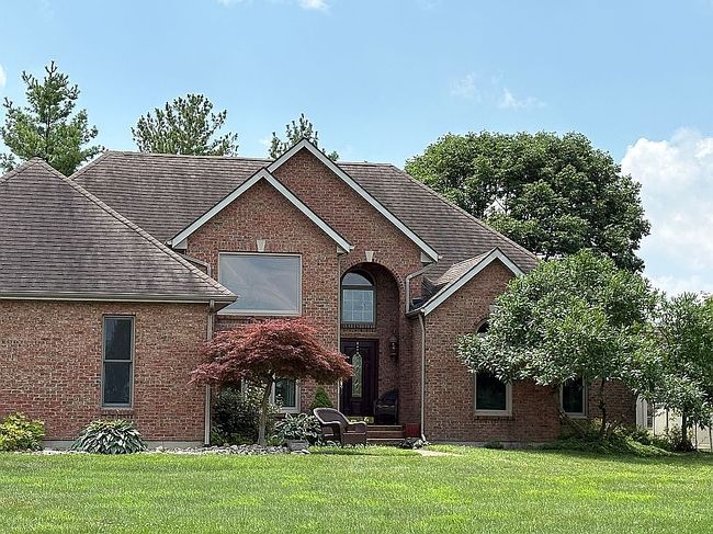 Photo of 5383 Weatherwood Dr, Middletown, OH