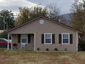 1207 N Paul Mathis Dr, Poteau, OK