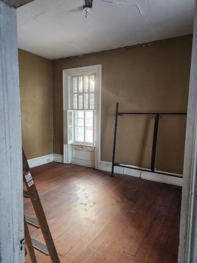 Additional photo 1 of property located at 405 W 5th St