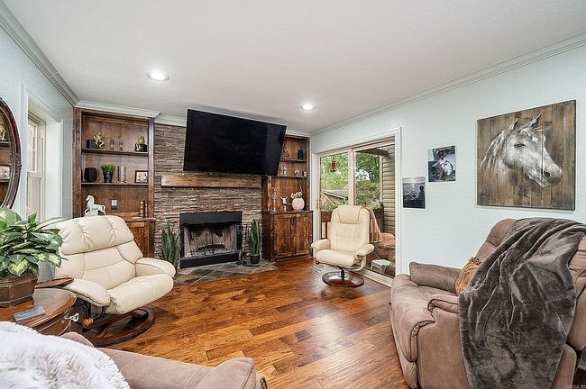 Image of 104 Silverwood Point