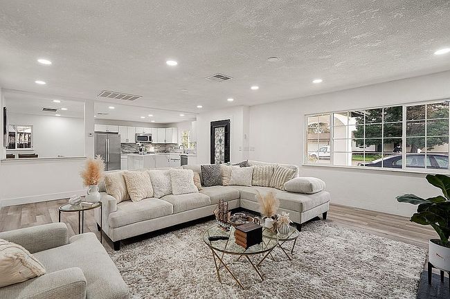 Additional photo 2 of property located at 1905 Michel Ave