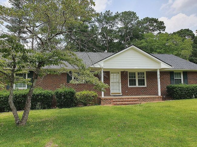 Photo of 1110 Compass Creek Dr, Rocky Mount, NC