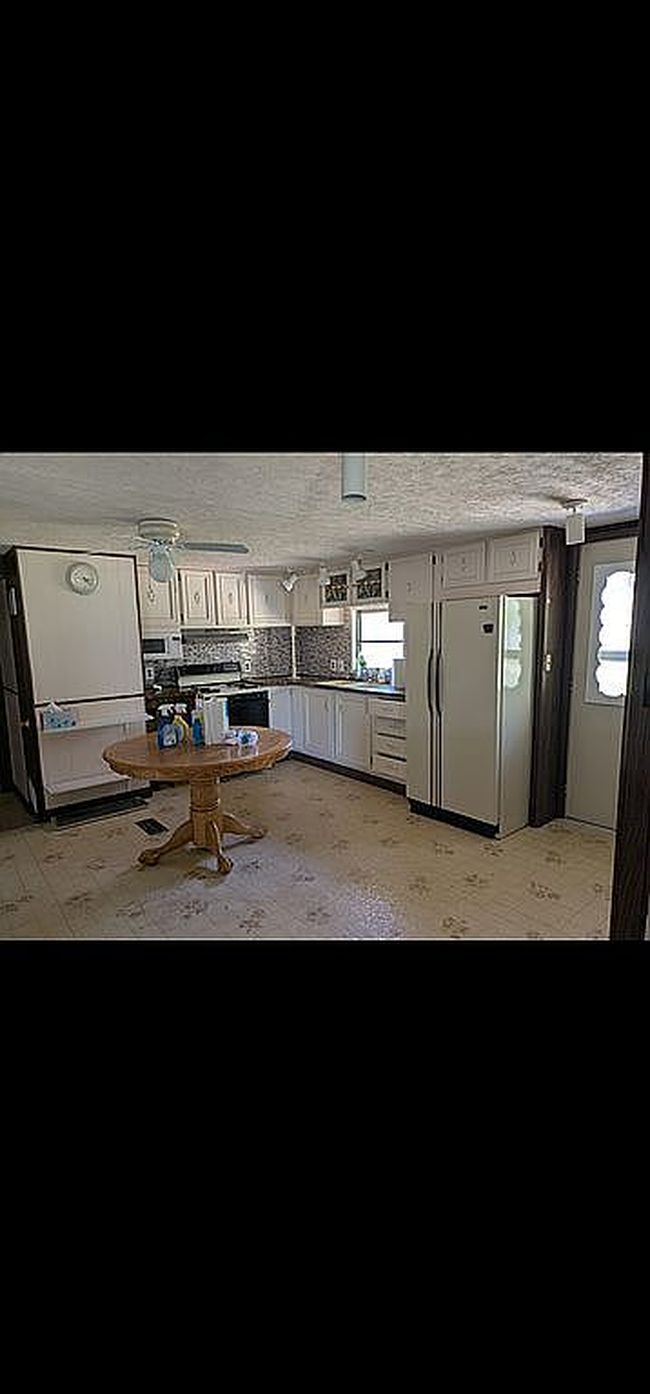 Image of 15871 W M 72 Hwy