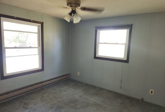 Image of 136 W 5th Ave